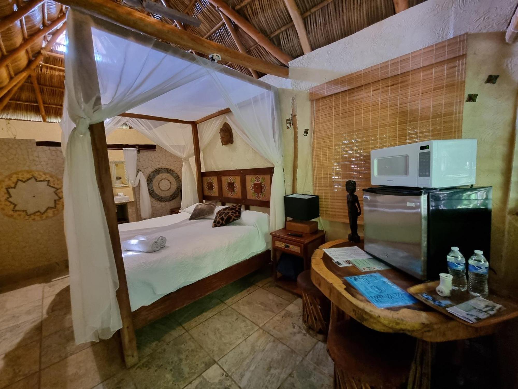 Eco Hotel Tahawi Ajijic Exterior photo